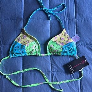 No Boundaries Flower Bikini Top (M) NWT